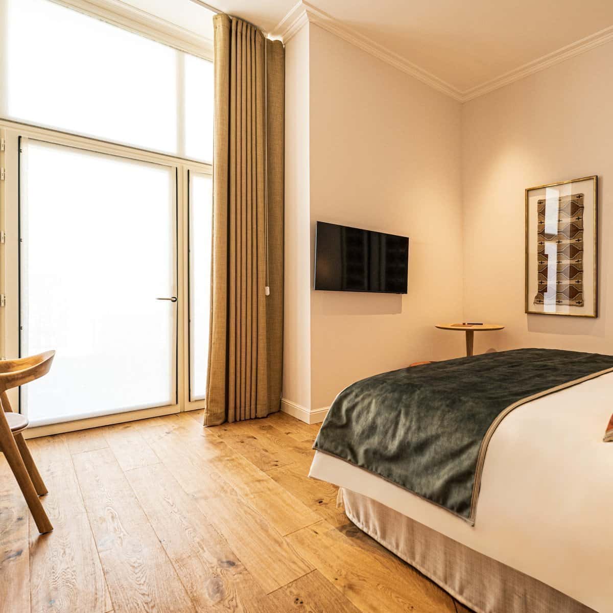 Pool-Side Room — photo 4